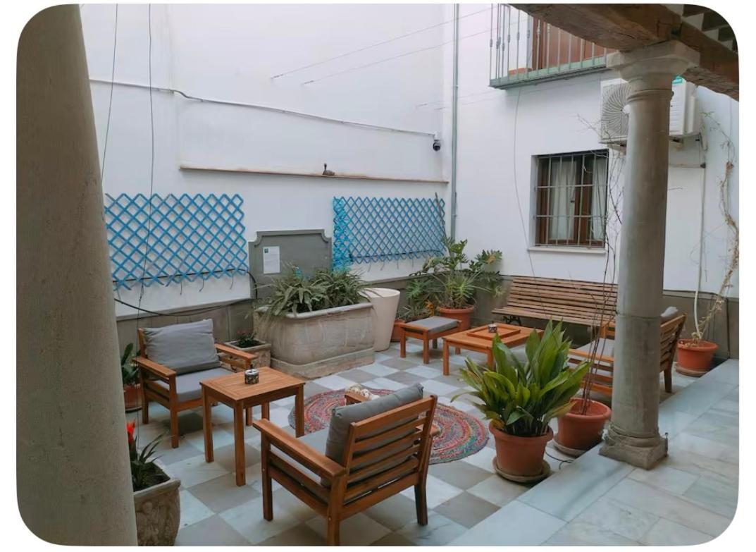 Apartment Alhambra Host *